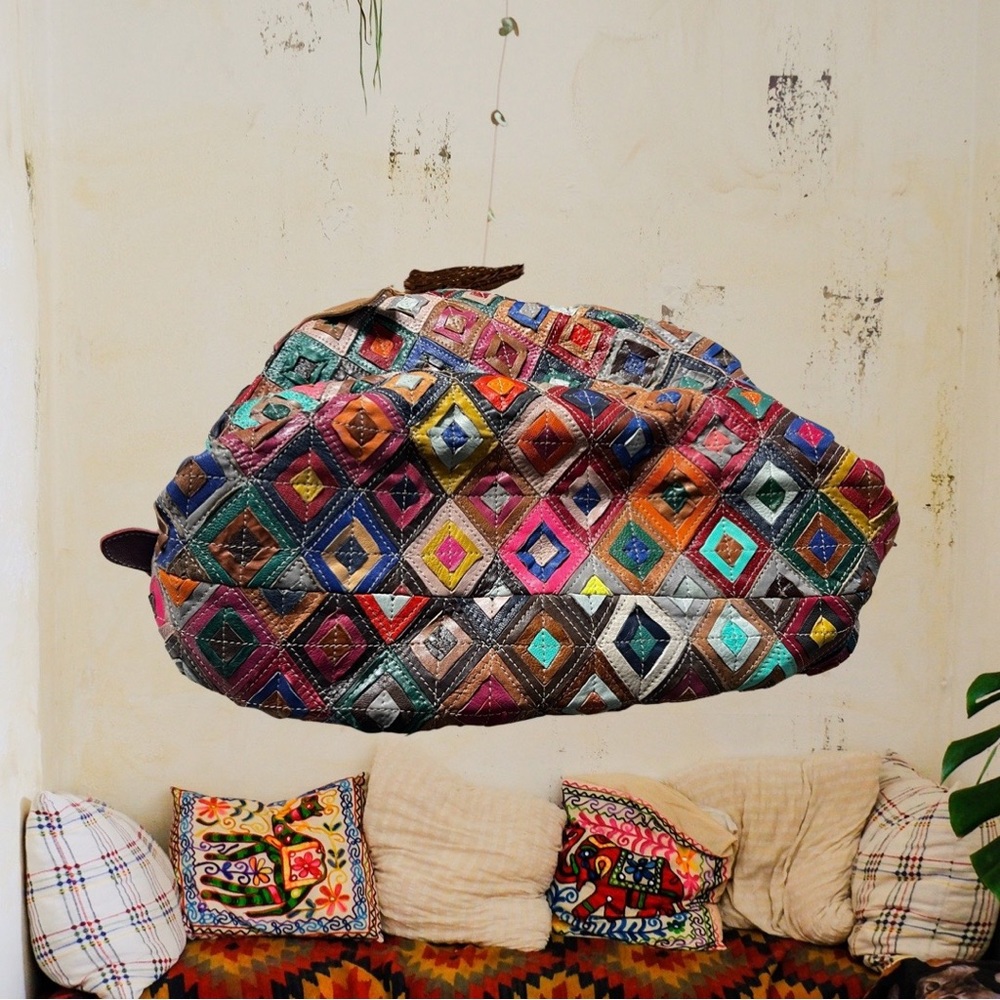 Vintage American Multi Color Leather Handbag. - Picture 3 of 5